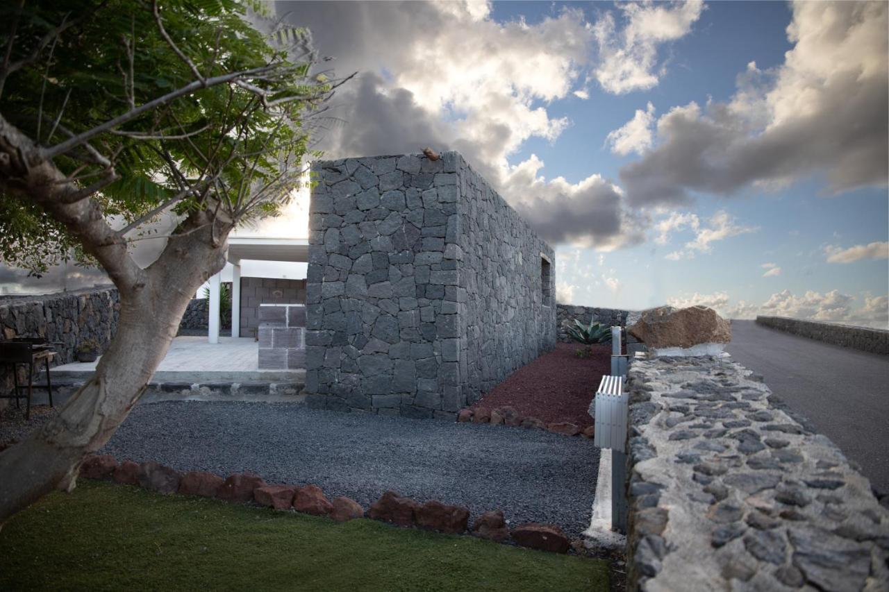 Sun, Relax & Lava, Free Wifi 600Mb, Bbq Villa Tinajo Buitenkant foto