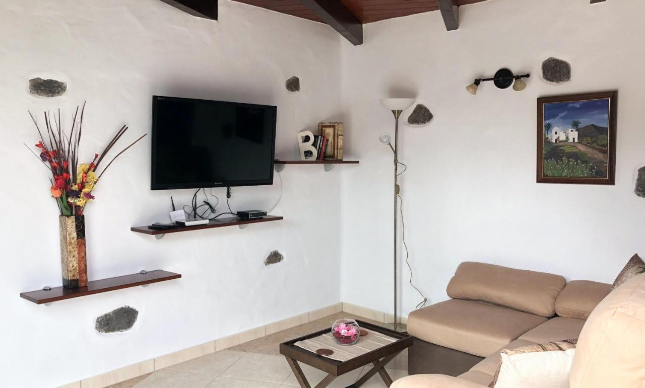 Sun, Relax & Lava, Free Wifi 600Mb, Bbq Villa Tinajo Buitenkant foto